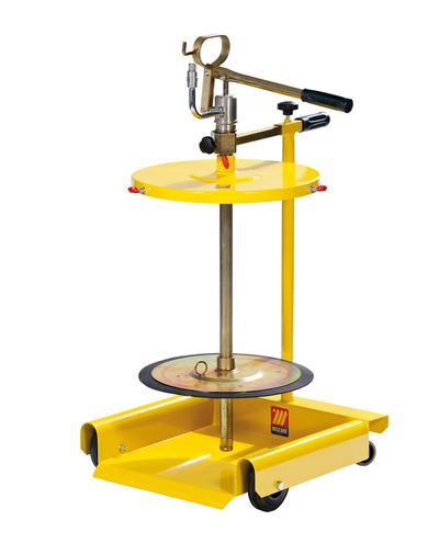 Prässintäyttölaite 50 - 60kg astialle kärryllä