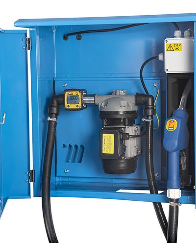 Adblue siirtopumppu kaappi mittarilla 230/50 verkkovirta 40L/min Automaattipistooli ruostumaton mittarilla F3/4 - F3/4